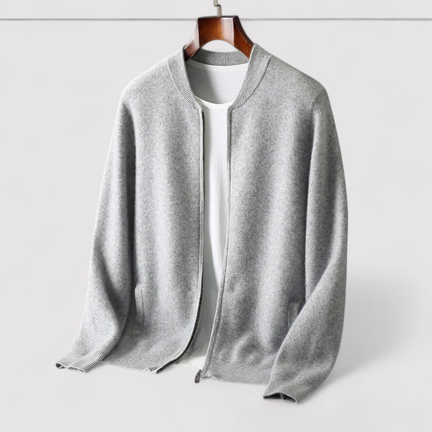 Lorenzi & Montague | The Valdano – Knitted Zip Cardigan