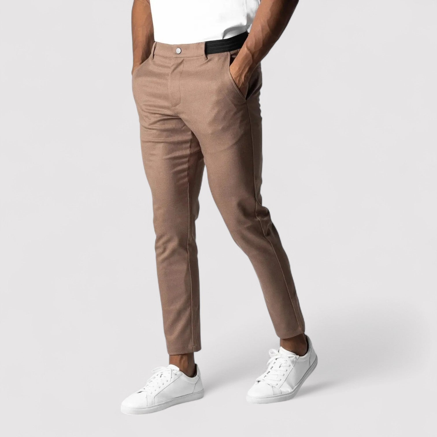 Lorenzi & Montague | The Silvano – Chinos